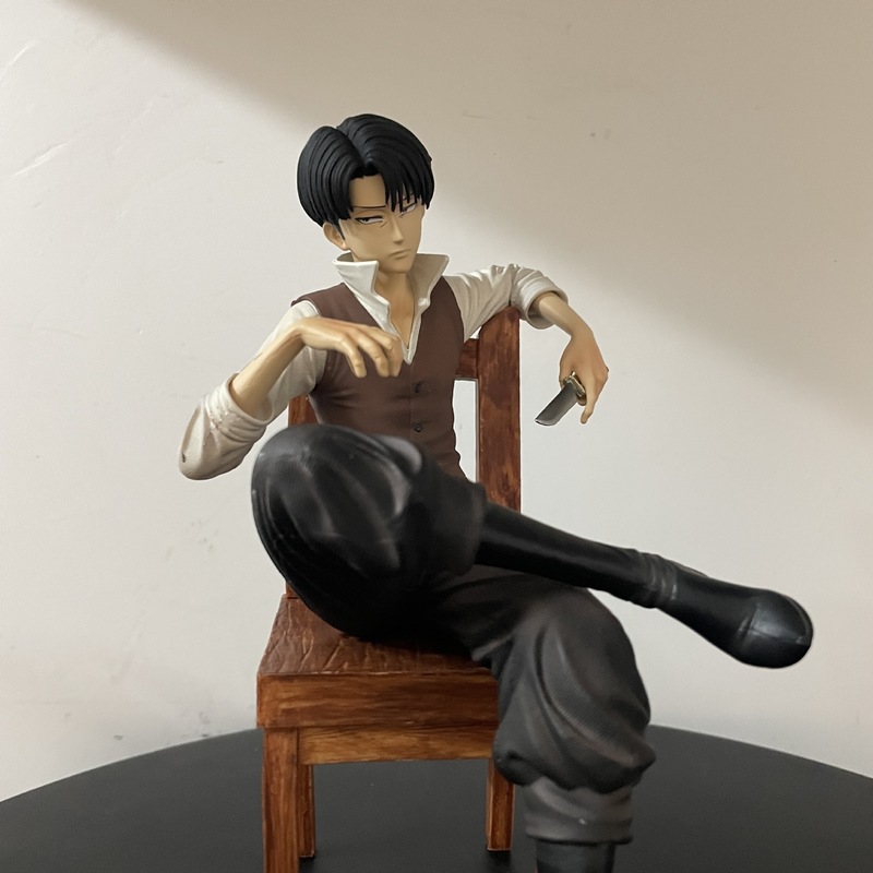 Figura de Levi Ackerman de Att - Anime Merchandise Box avaliação e preço