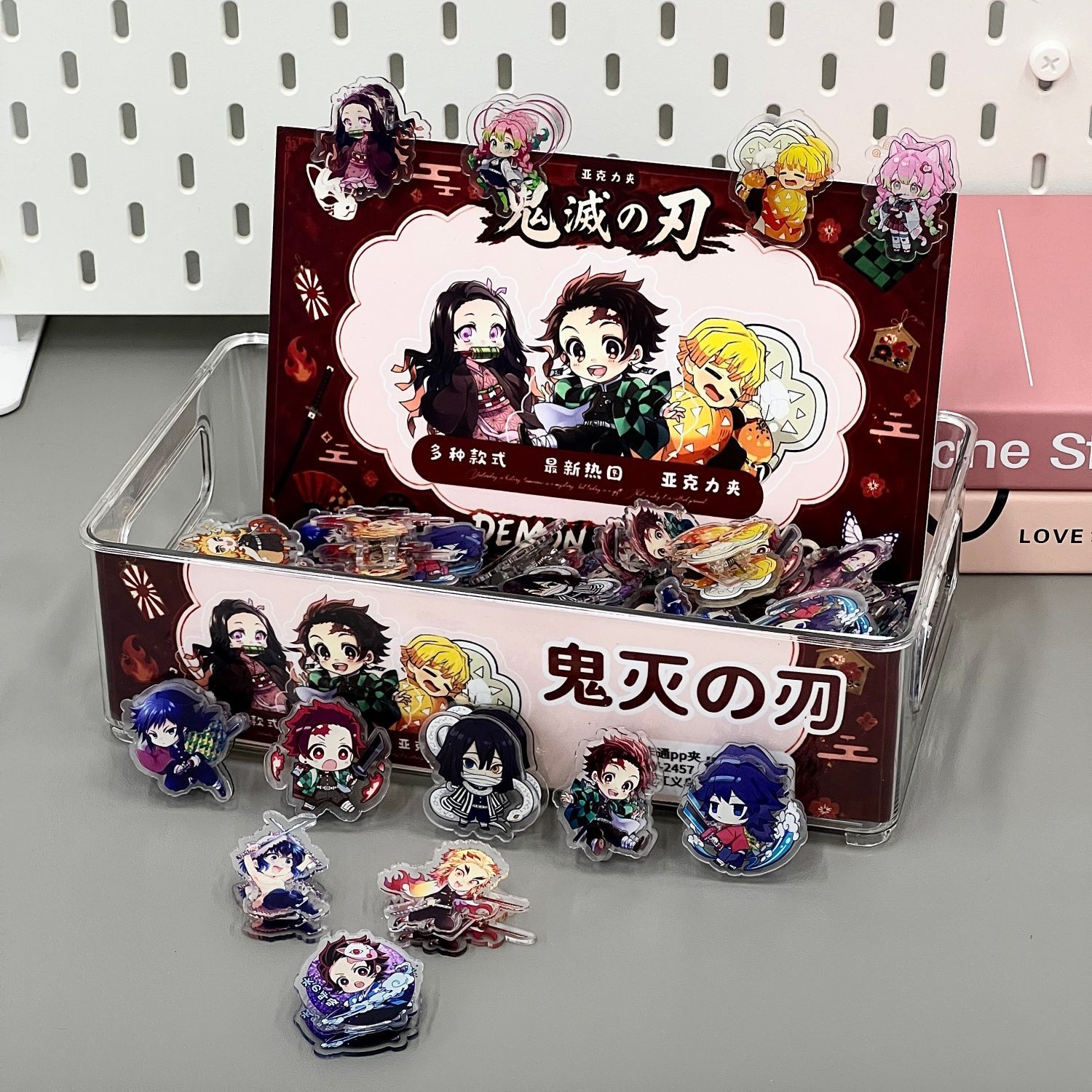 Caixa completa de pastas Demon - Anime Merchandise Box avaliação e preço